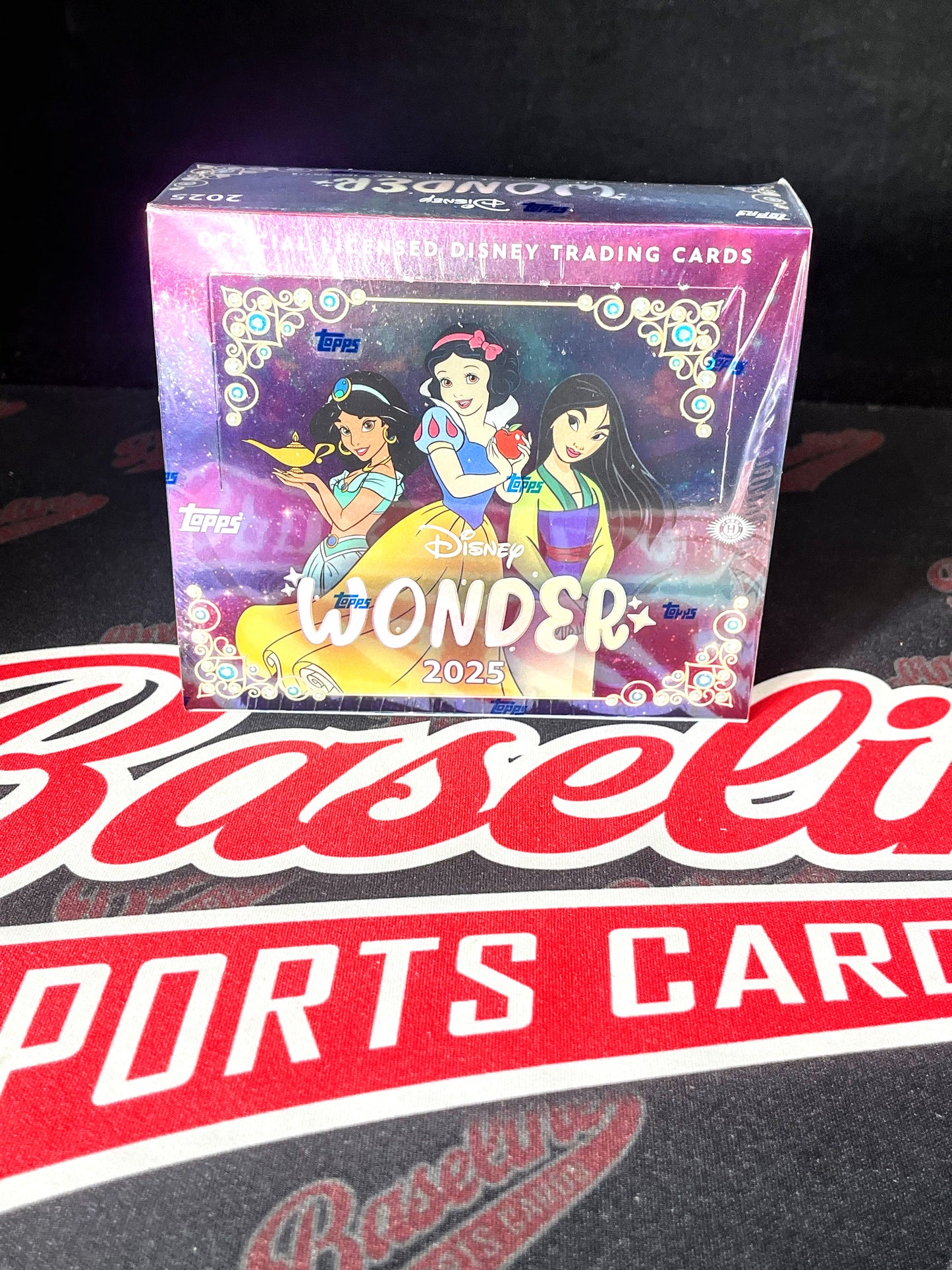 2025 Topps Disney Wonder Hobby Box