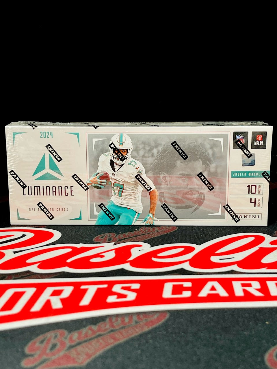 2024 Panini Luminance Football Hobby Box