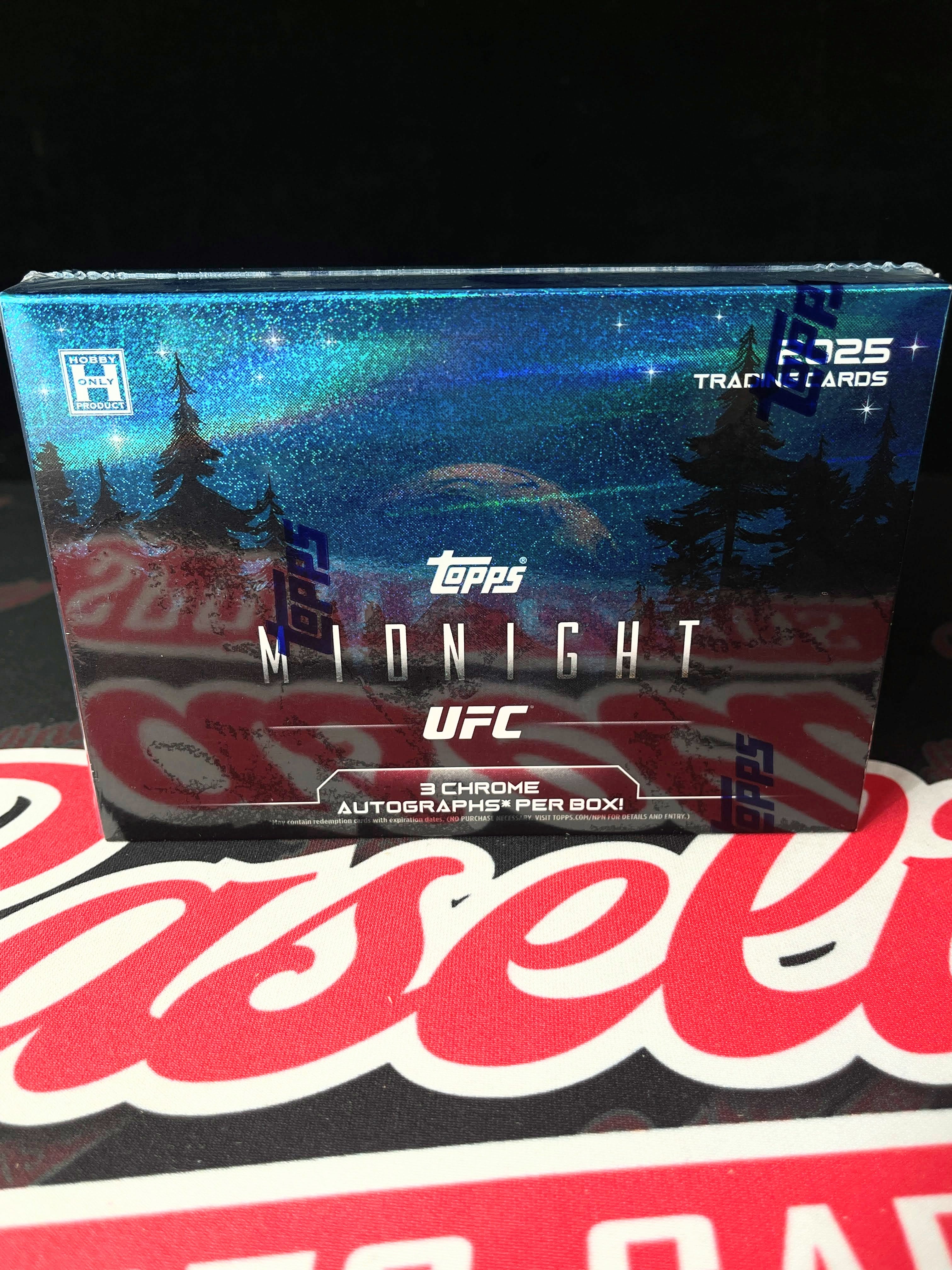 UFC 　Topps　ダスティン・ポイエー　オンカードサインカード ufc ダスティン ポイエー カード - メルカリ
